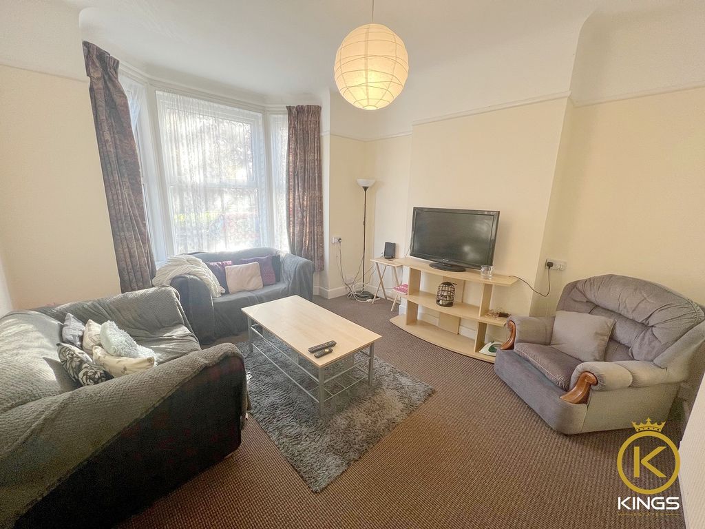 Property photo 2 of 11 Img_3240_1_Original