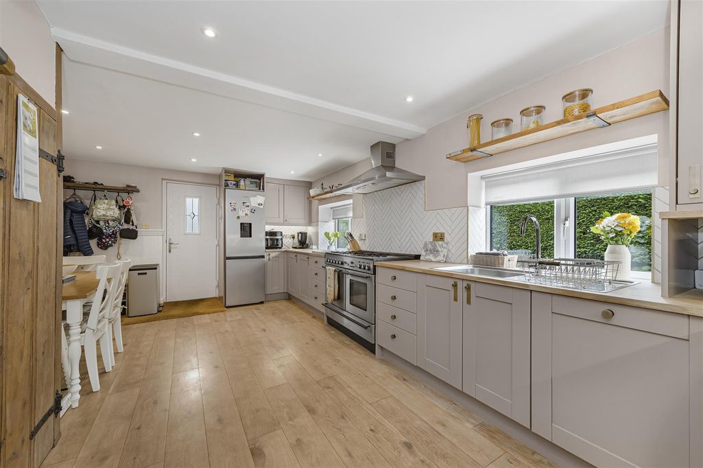 Property photo 2 of 17 Dcp_6839.Jpg