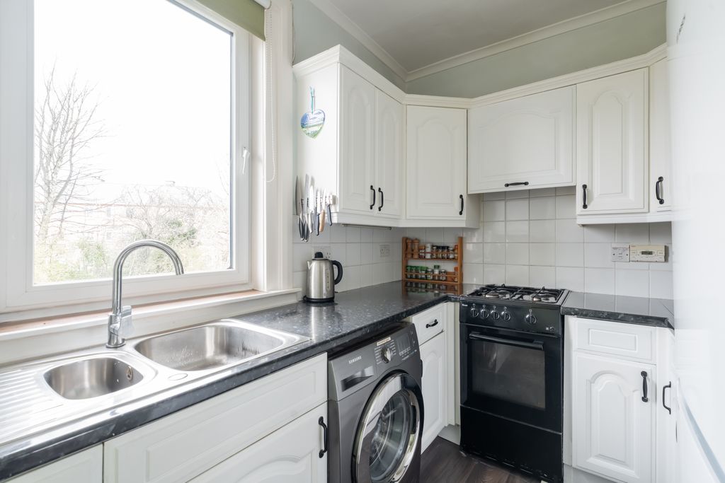 Property photo 3 of 20 Property Image 3