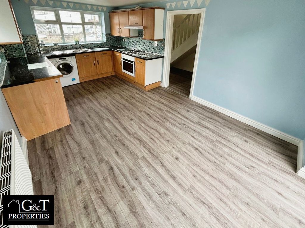 Property photo 3 of 14 Kitchen/Diner