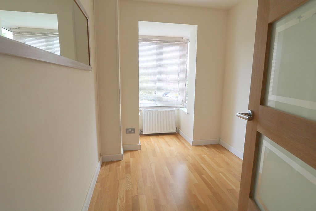 Additional image 5 of 2 bed flat for saleDe Parys Avenue, Bedford MK40