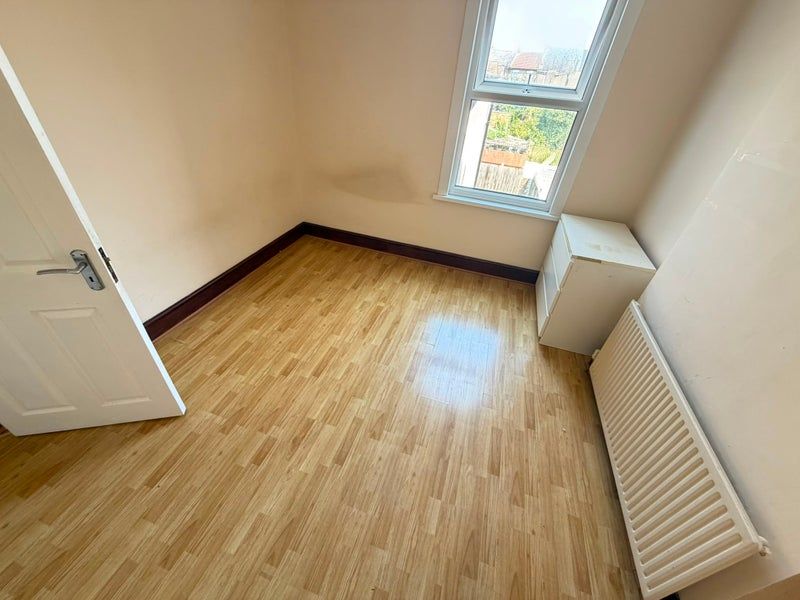 Property photo 2 of 3