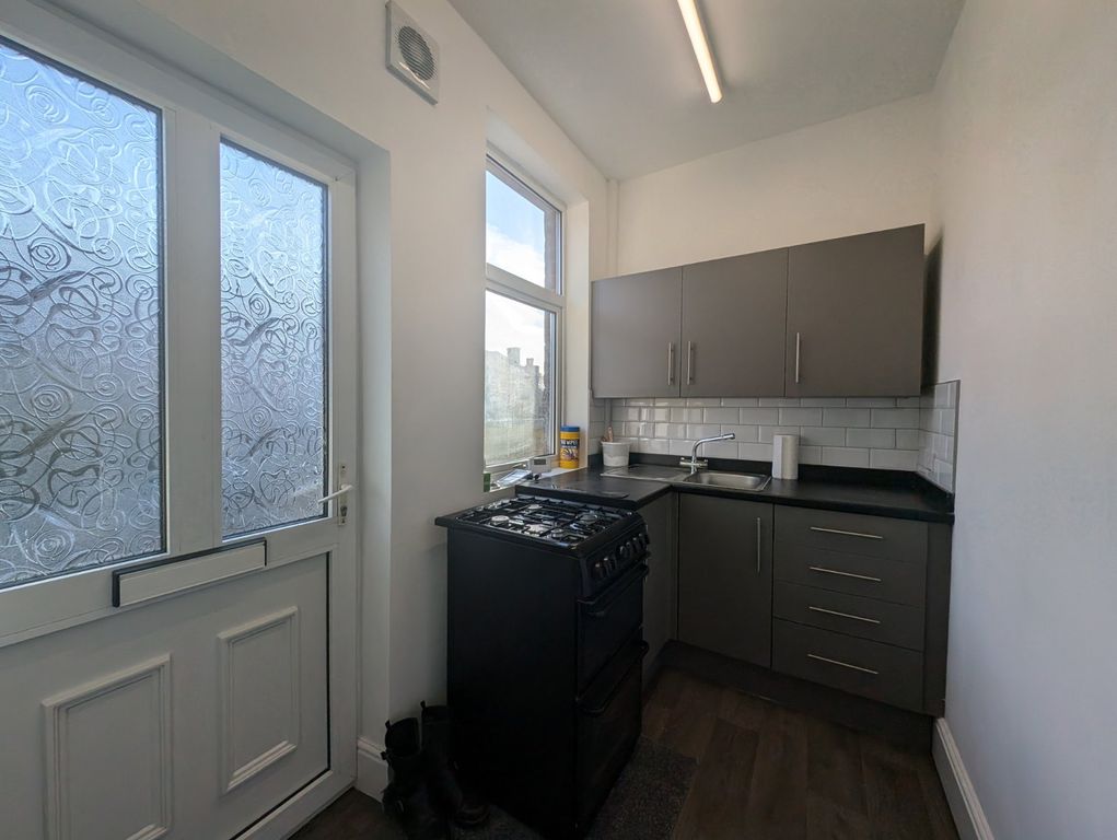 Property photo 3 of 10 Picture No. 02