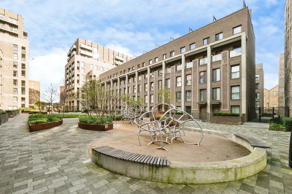 Property photo 3 of 21 3