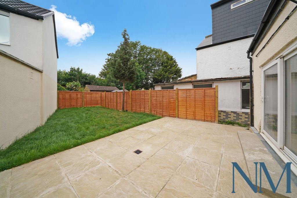 Property photo 3 of 15 Gallery