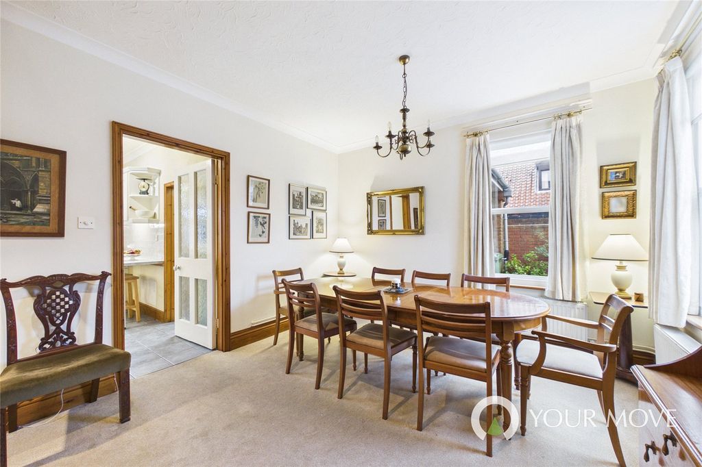 Property photo 3 of 21 Picture No. 03