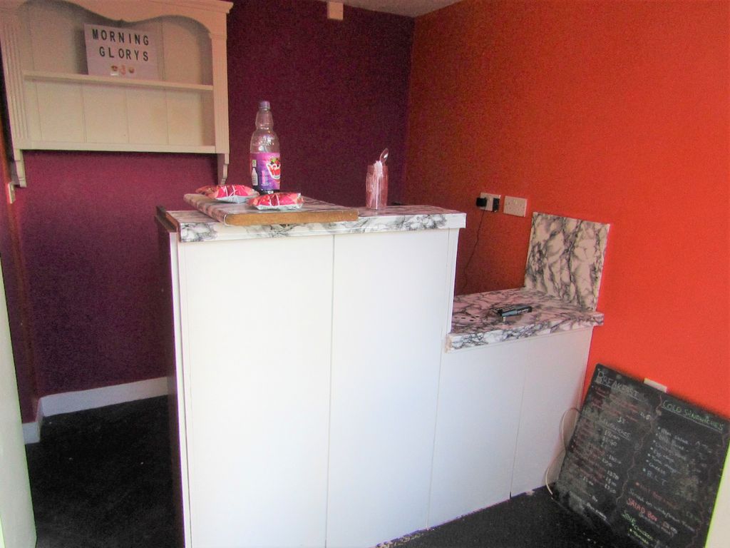 Property photo 2 of 2 Internal