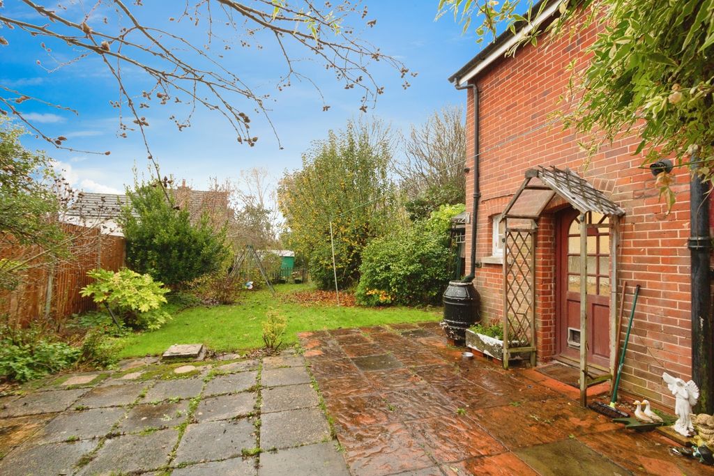 Property photo 3 of 19 Photo