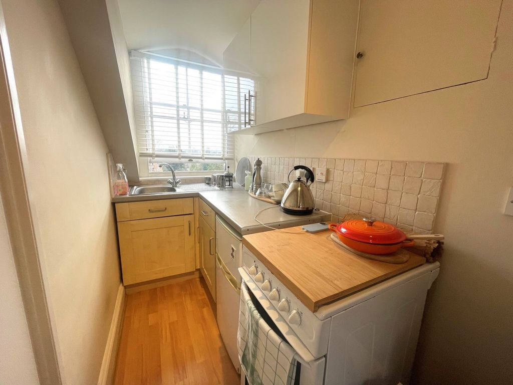 Property photo 3 of 5 Photo 1