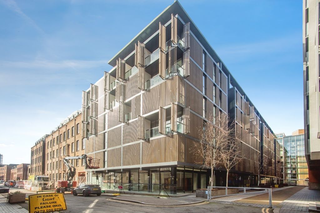 Property photo 1 of 16 Pbox-Img.Jpg