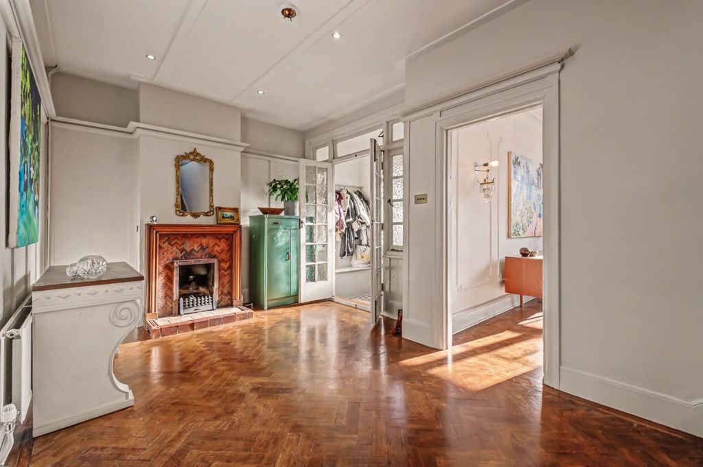 Property photo 3 of 29 4795155