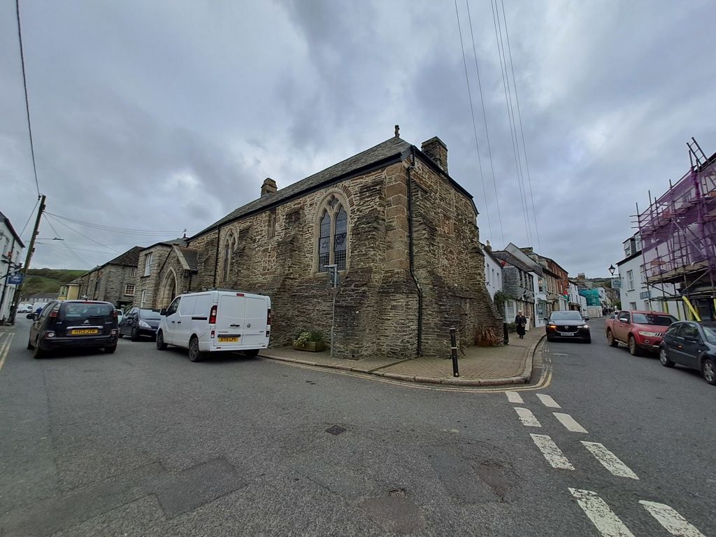 Property photo 3 of 19 Photo 5