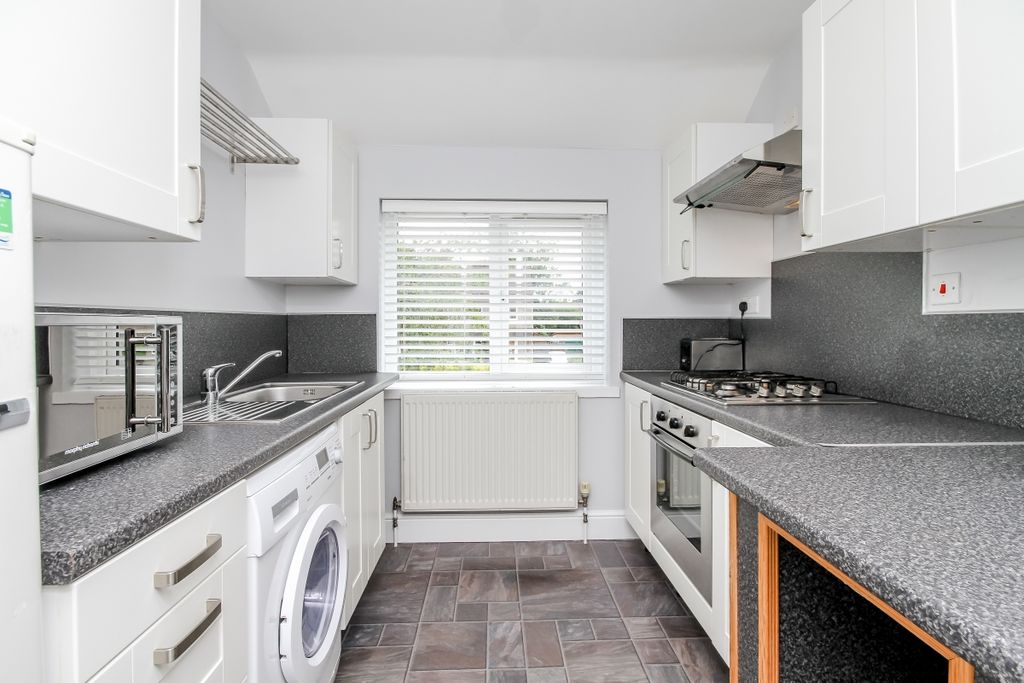 Property photo 3 of 7 96587