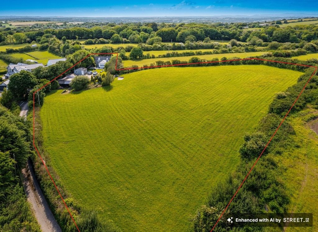 Property photo 1 of 24