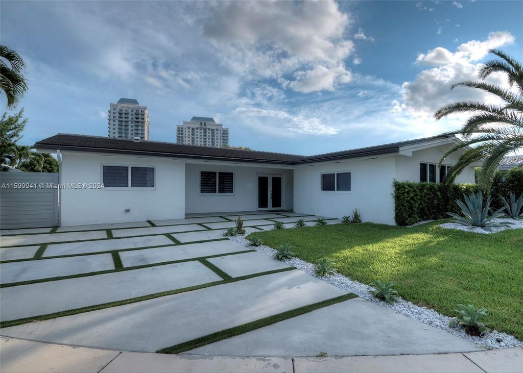 Property photo 2 of 50 <Alttext/>