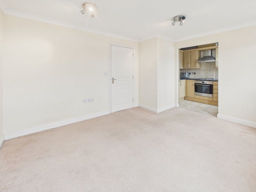 Property photo 3 of 7