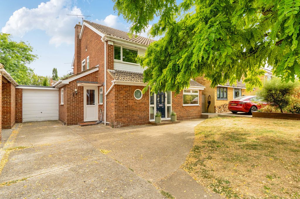 Property photo 1 of 22 External