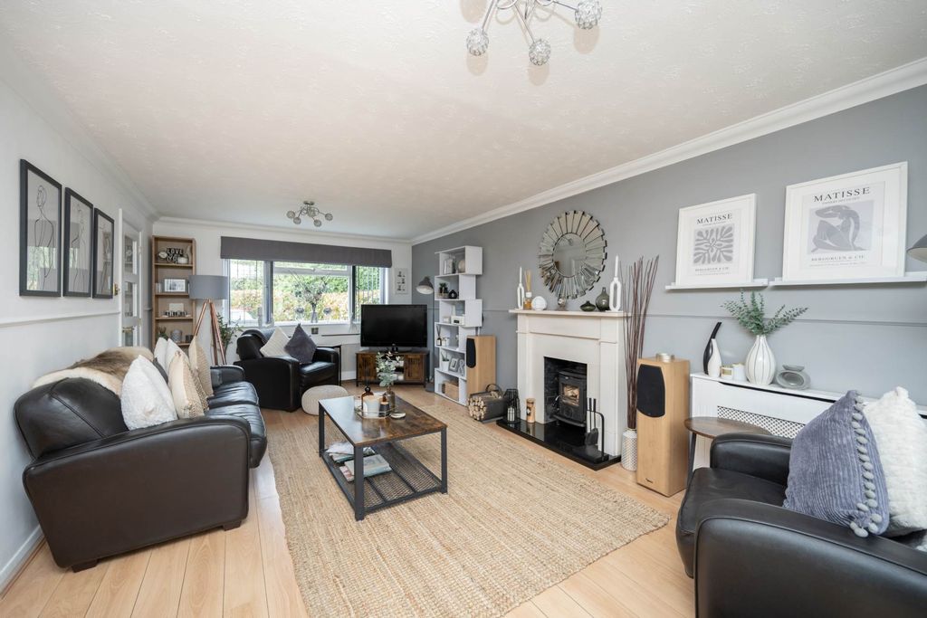 Property photo 3 of 50