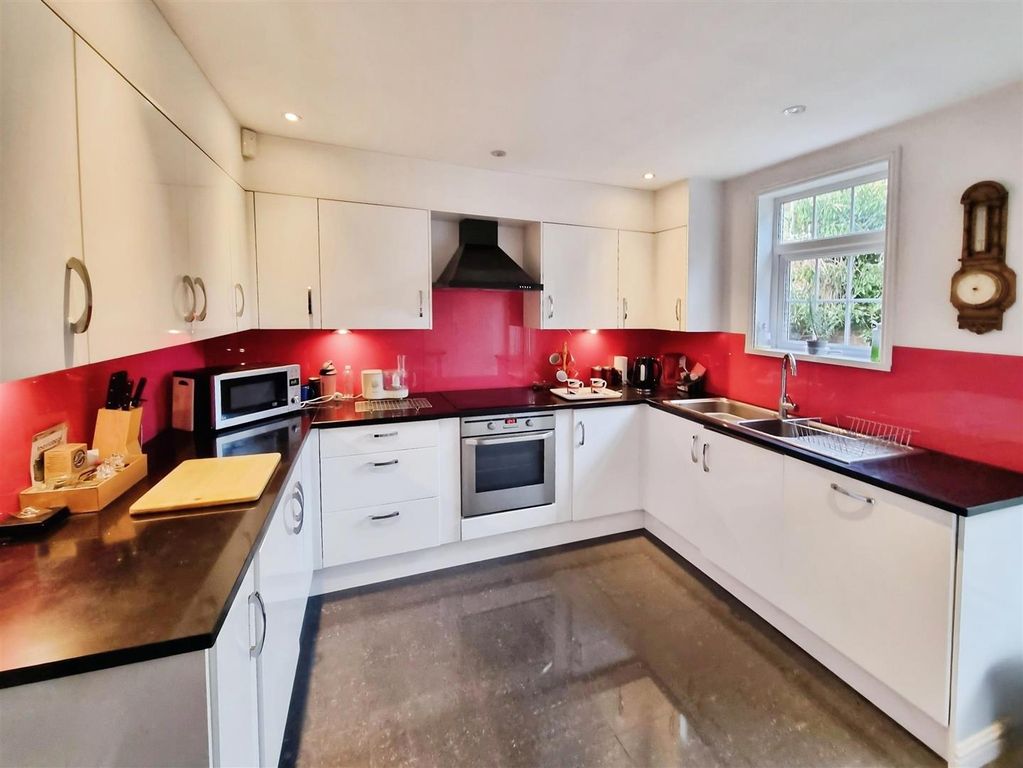 Property photo 2 of 19 User_Edited_Photo-9485610E_User-Edited-6Fef45A8-68