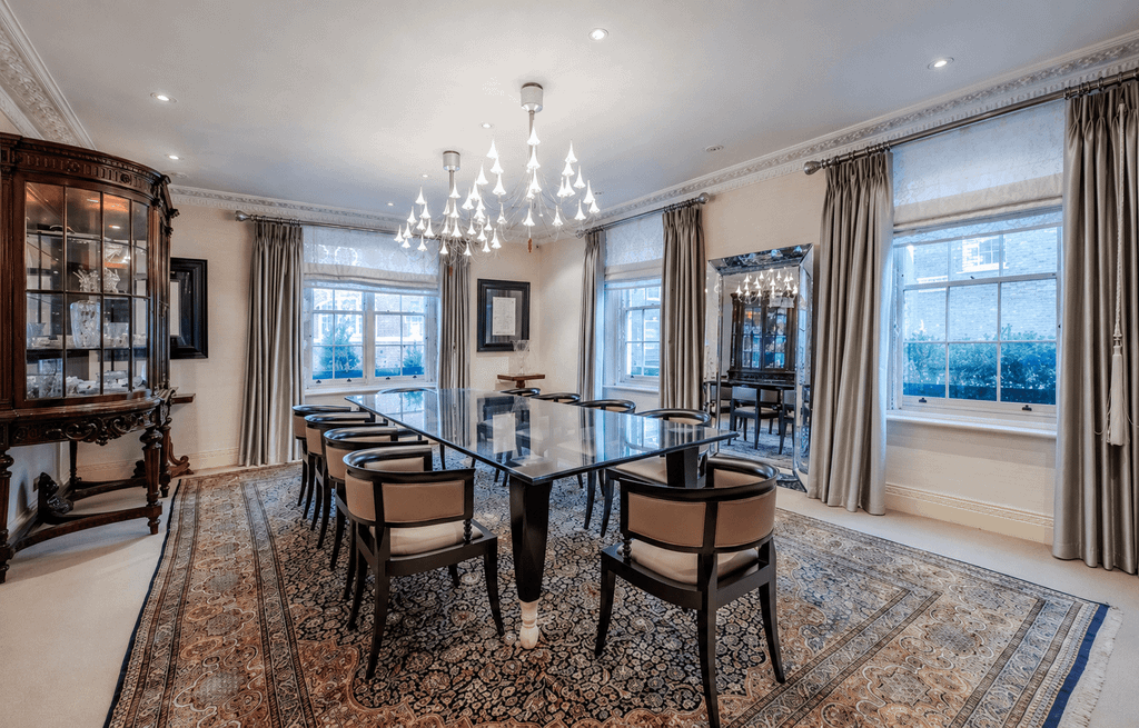 Property photo 2 of 11 1d9325Df-A046-438F-9ce9-473E267E8535