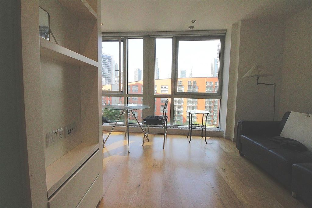 Property photo 2 of 10 Img_38473.Jpg