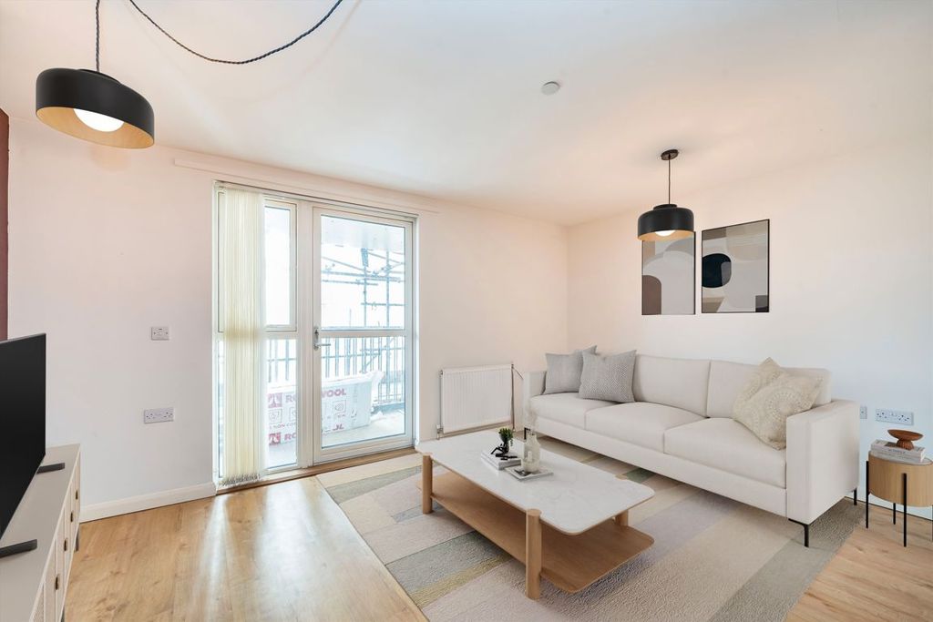 Property photo 1 of 4