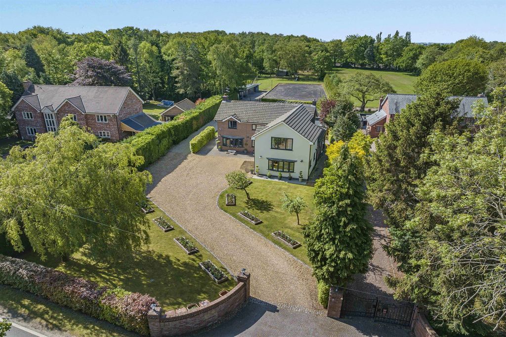 Property photo 1 of 38 (Main)