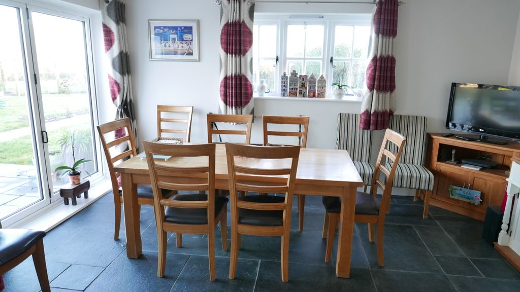 Property photo 3 of 37