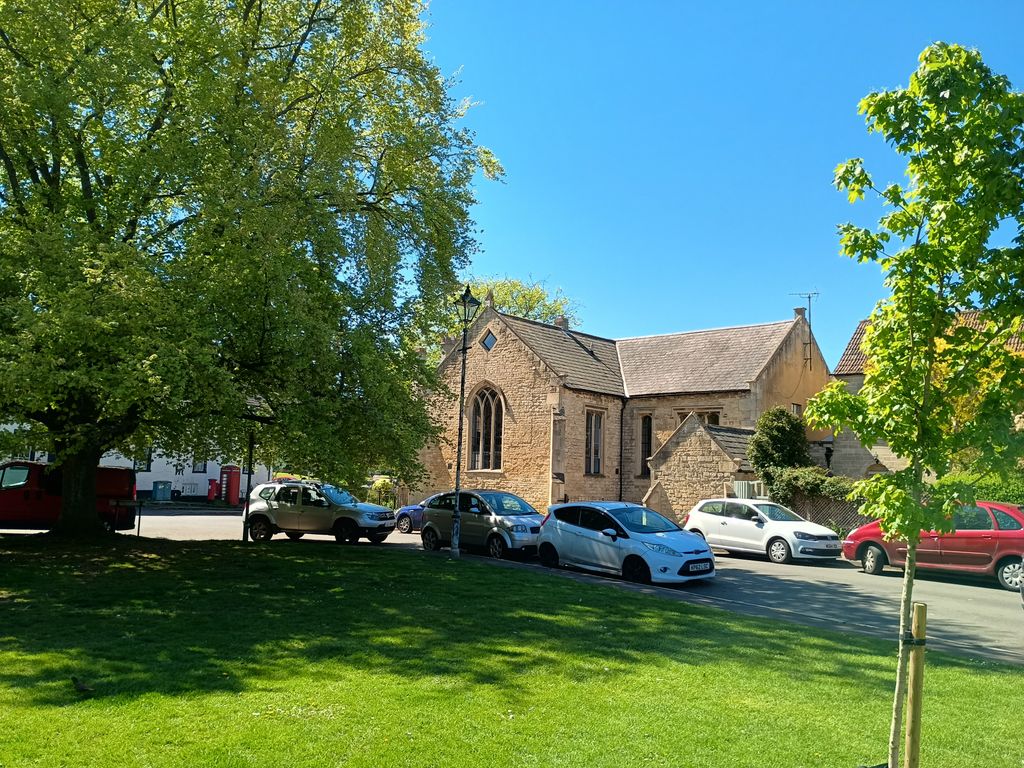 Property photo 1 of 27
