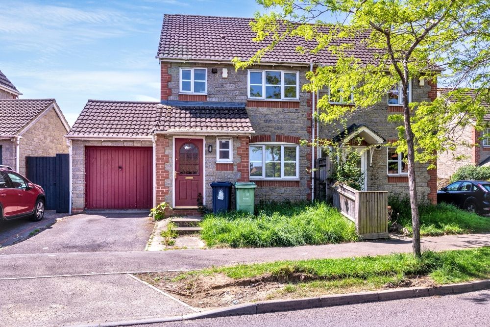 Property photo 1 of 19