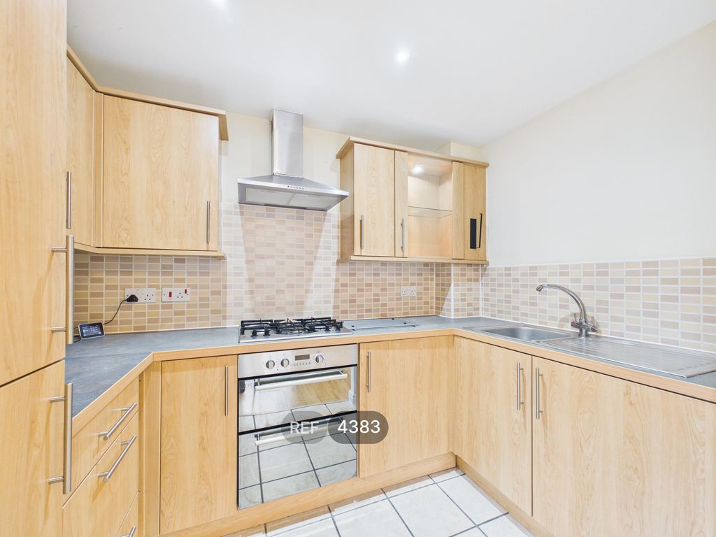 Property photo 3 of 10 Kitchen/Living Area