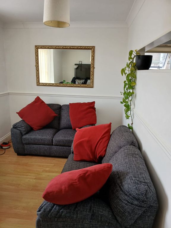 Property photo 3 of 6