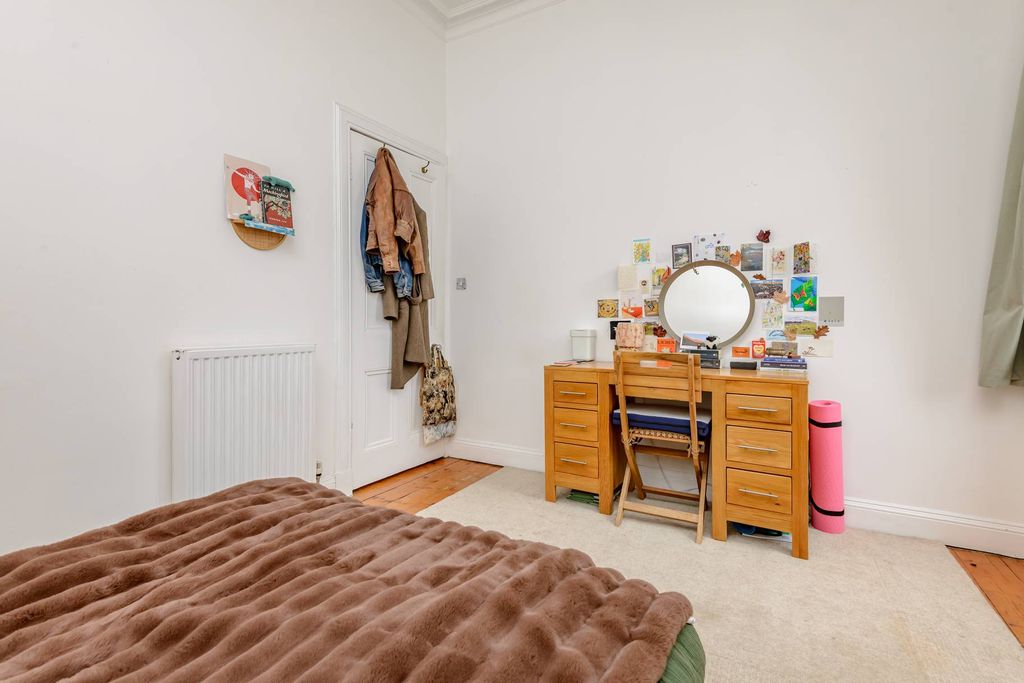Additional image 17 of 2 bed flat for sale25/6 Montpelier, Edinburgh EH10