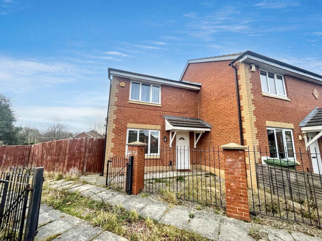 Property photo 1 of 8