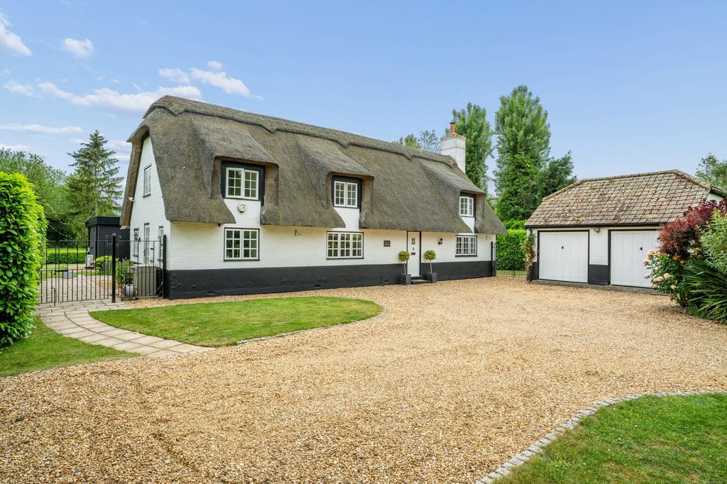 Property photo 2 of 46