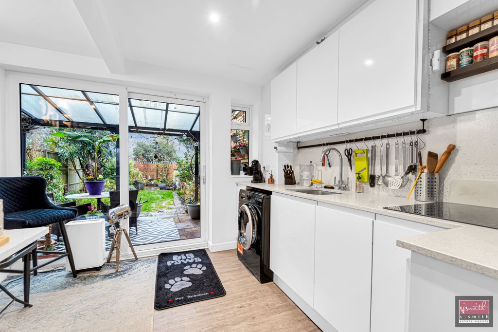 Property photo 3 of 15 Dsc01698