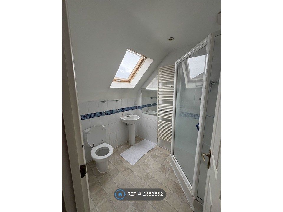 Property photo 3 of 22 Attic Toilet