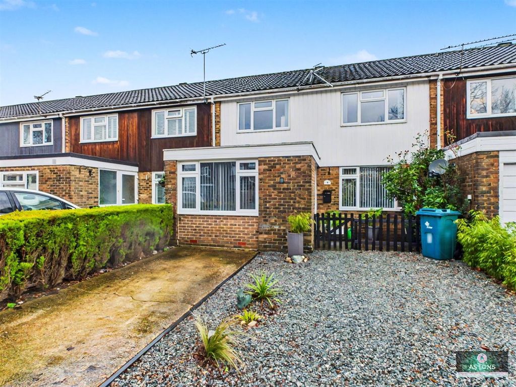 Property photo 1 of 21 Cam04622G0-Pr0165-Still024.Jpg