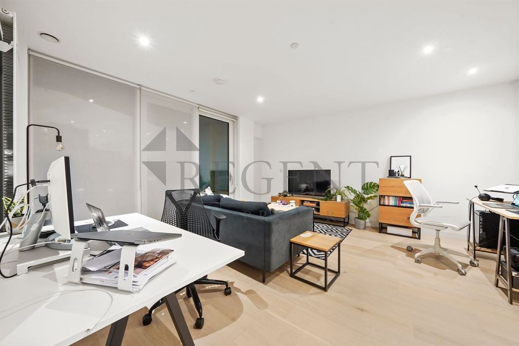 Property photo 3 of 10 Open Plan