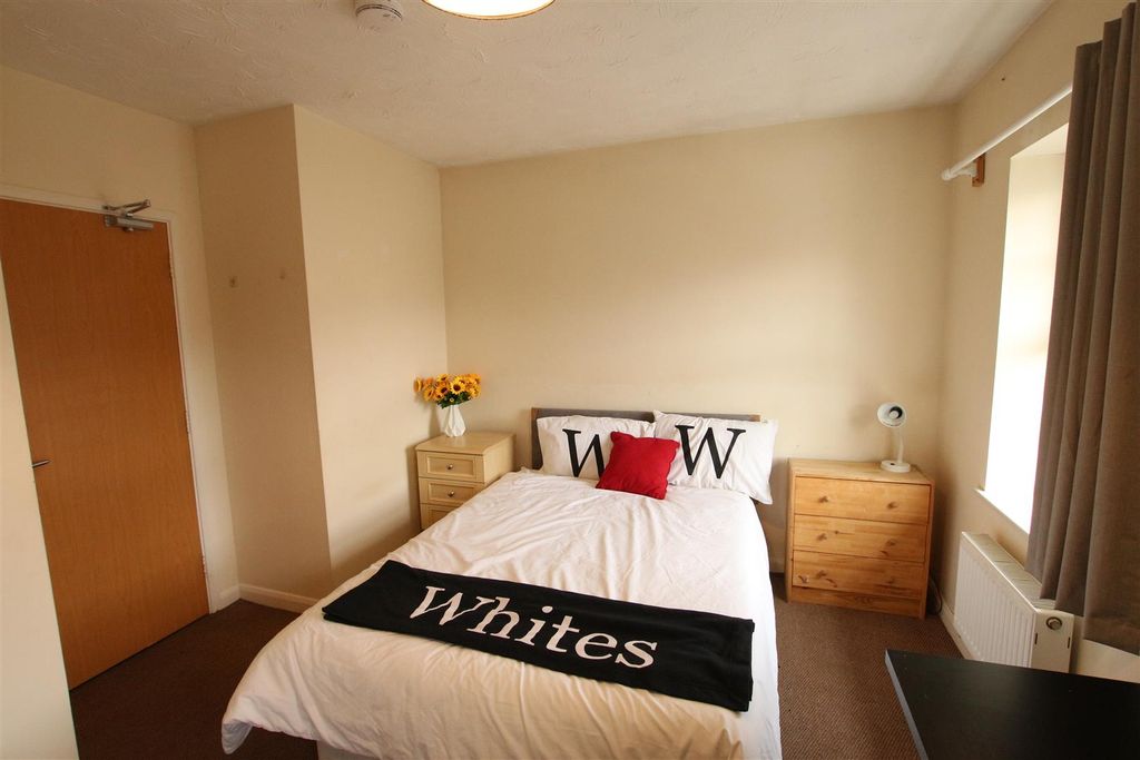 Property photo 3 of 6 Img_2847.Jpg