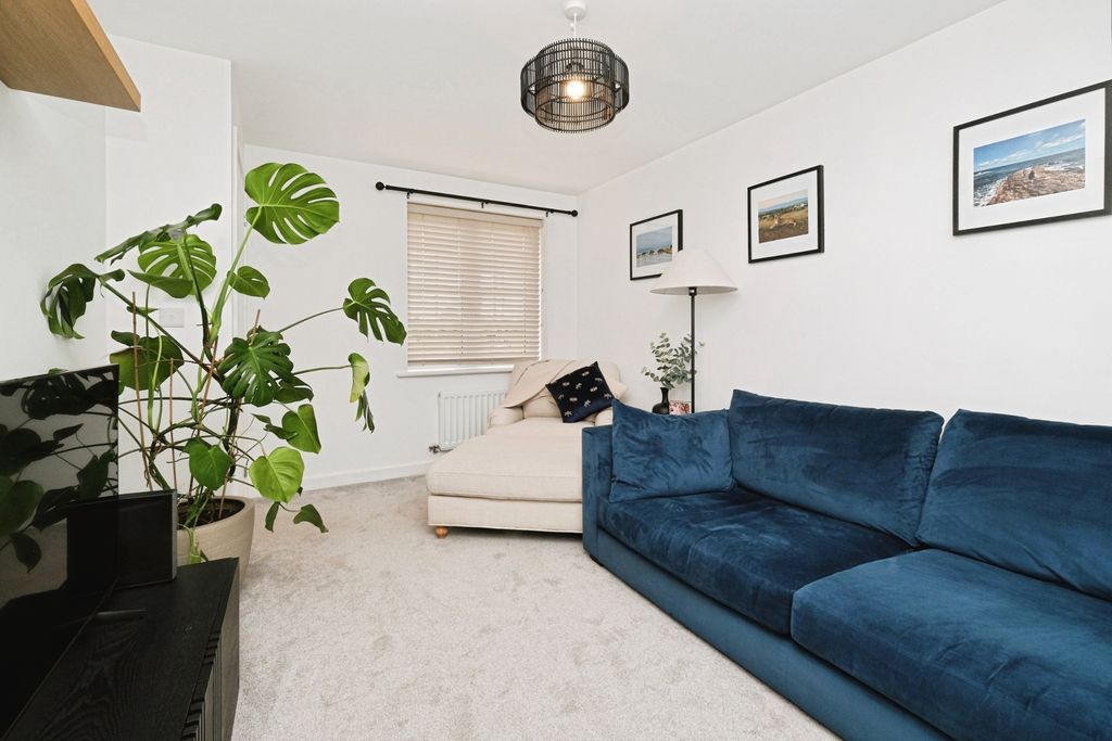 Property photo 1 of 17 Photo
