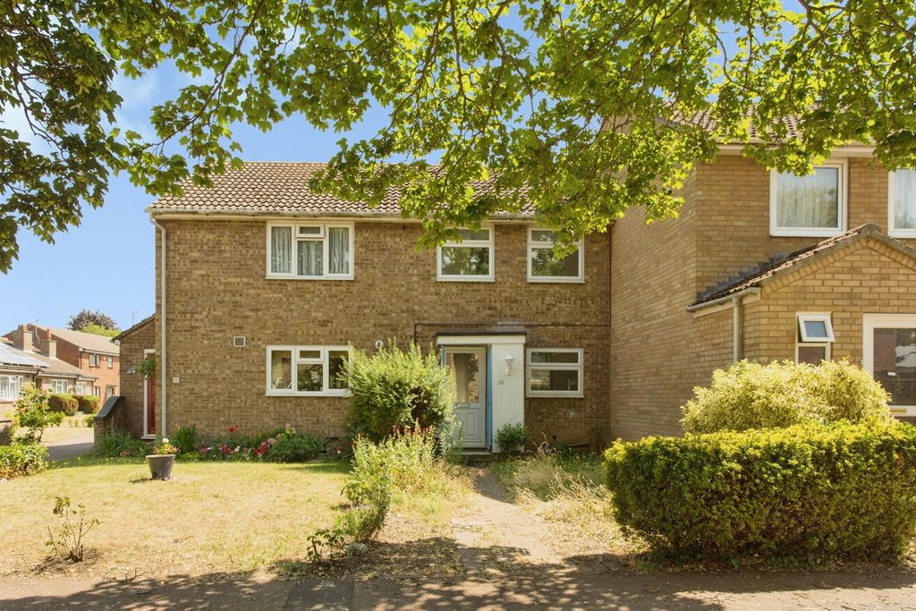 Property photo 1 of 11