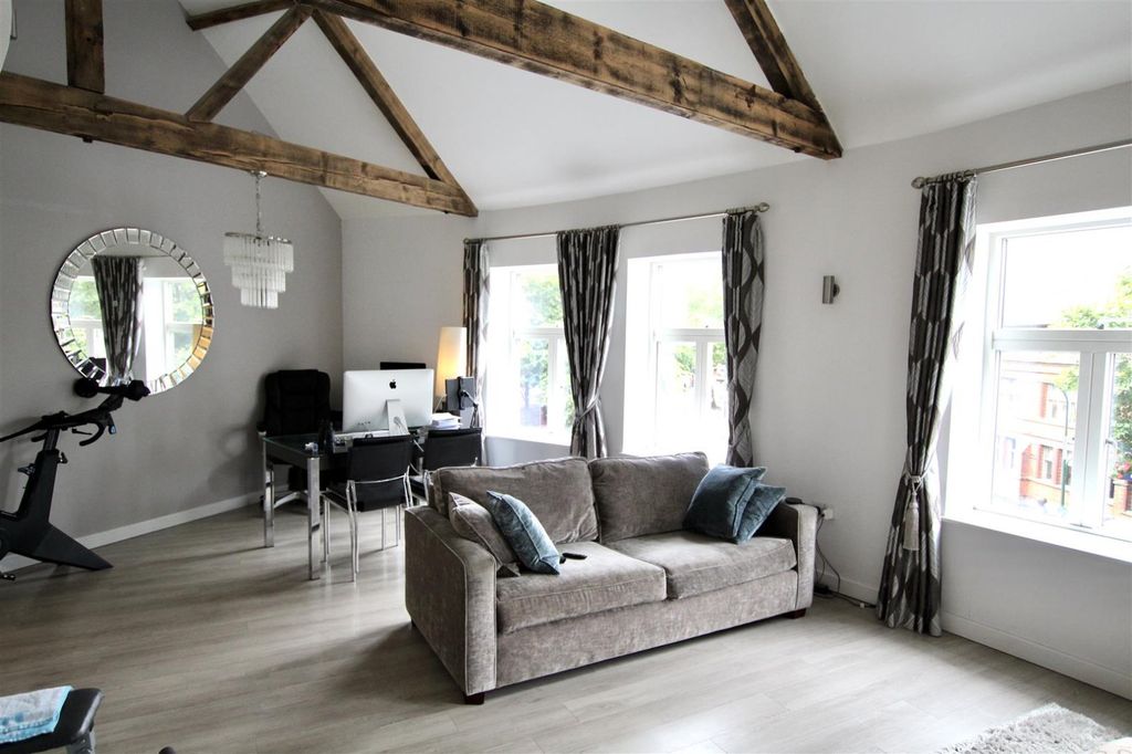 Property photo 2 of 11 Picture No. 07