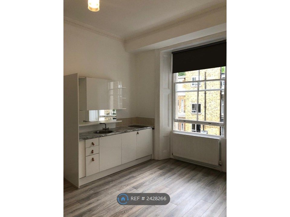 Property photo 1 of 15 Studio 1 - Kitchenette