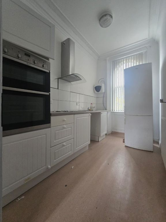 Property photo 1 of 4