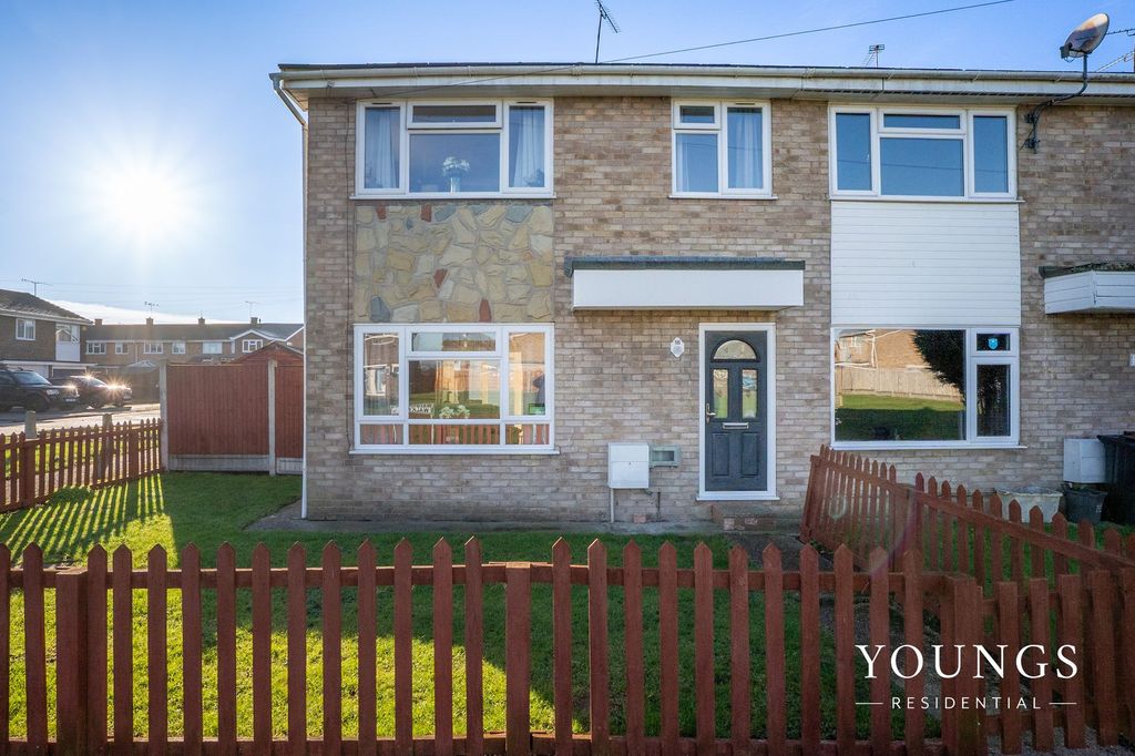 Property photo 1 of 18