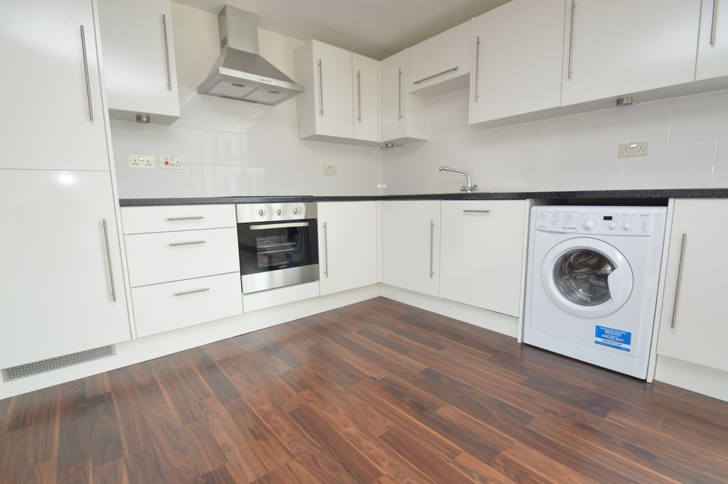 Property photo 2 of 4 39 Zenith Kitchen.Jp