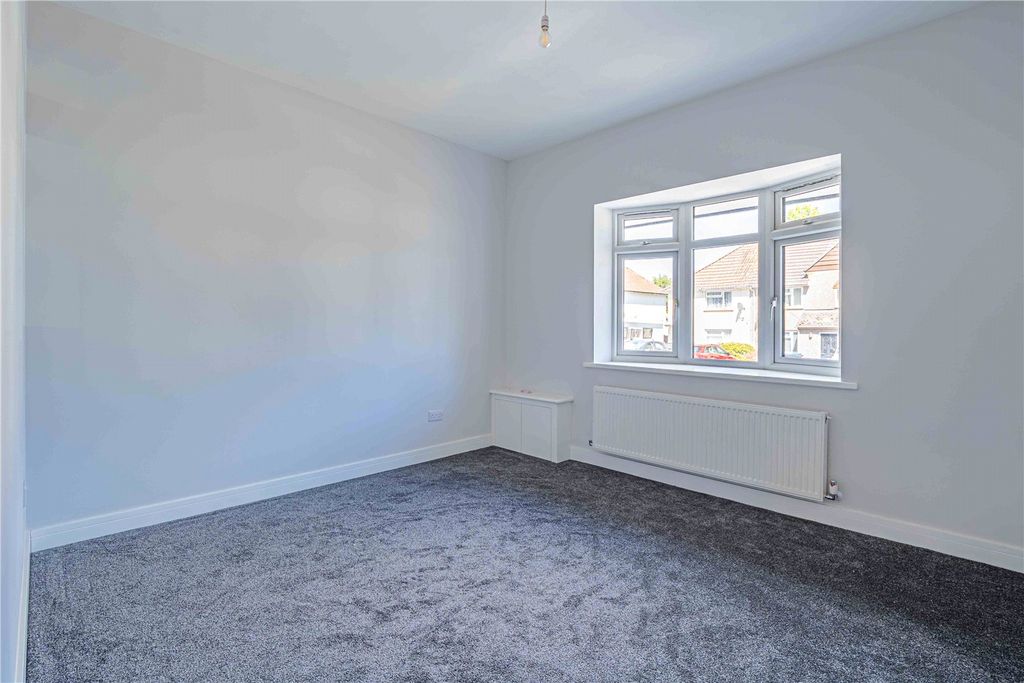 Property photo 3 of 17 Picture No. 09