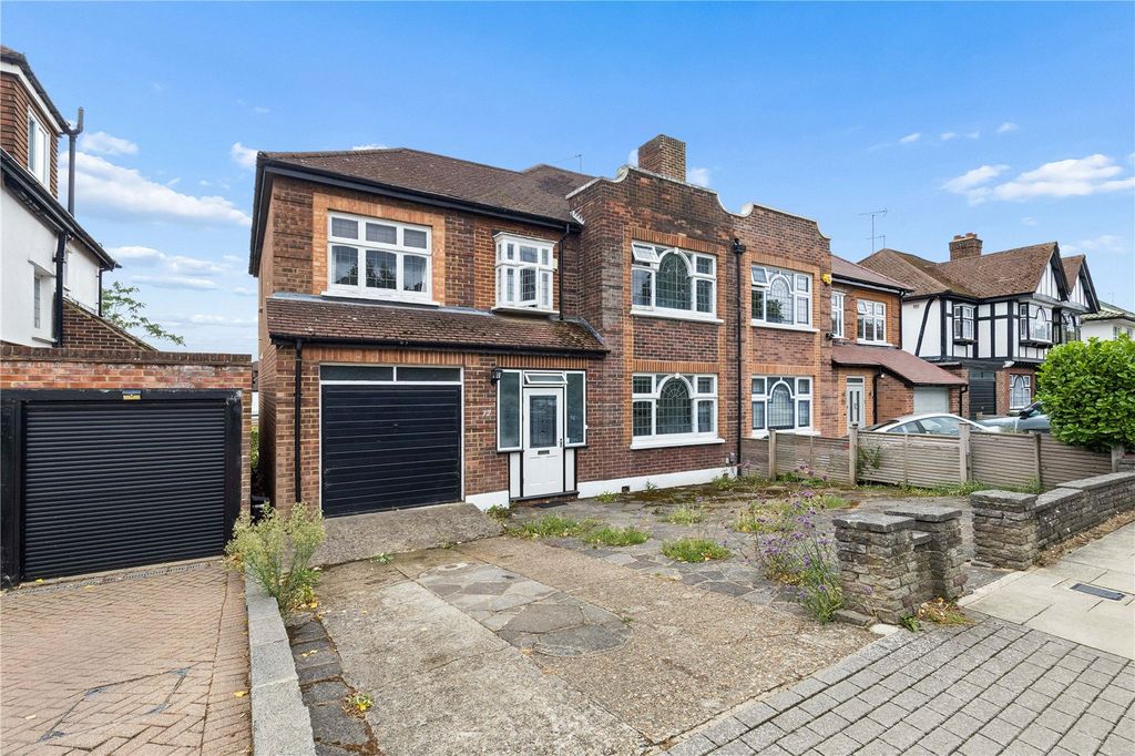 Property photo 1 of 27 Picture No. 39