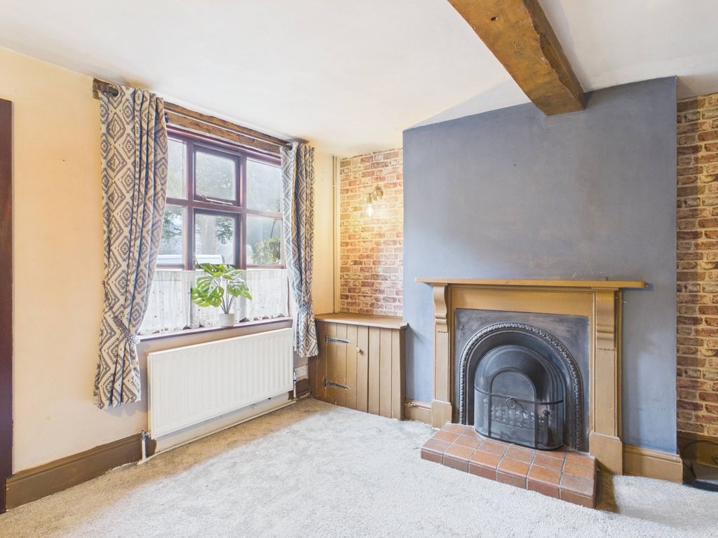 Property photo 2 of 41 Cam03293G0-Pr0260-Still001